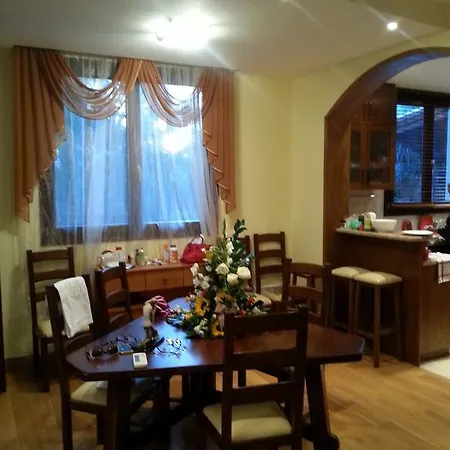 Вилла Nefeli Gardens Villa Пила